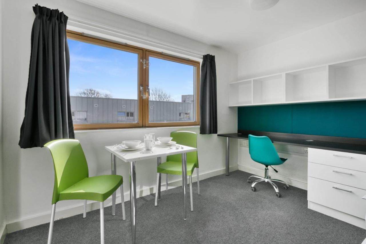 Bright & Central Studio In Luton, Sleeps 2 루턴 외부 사진