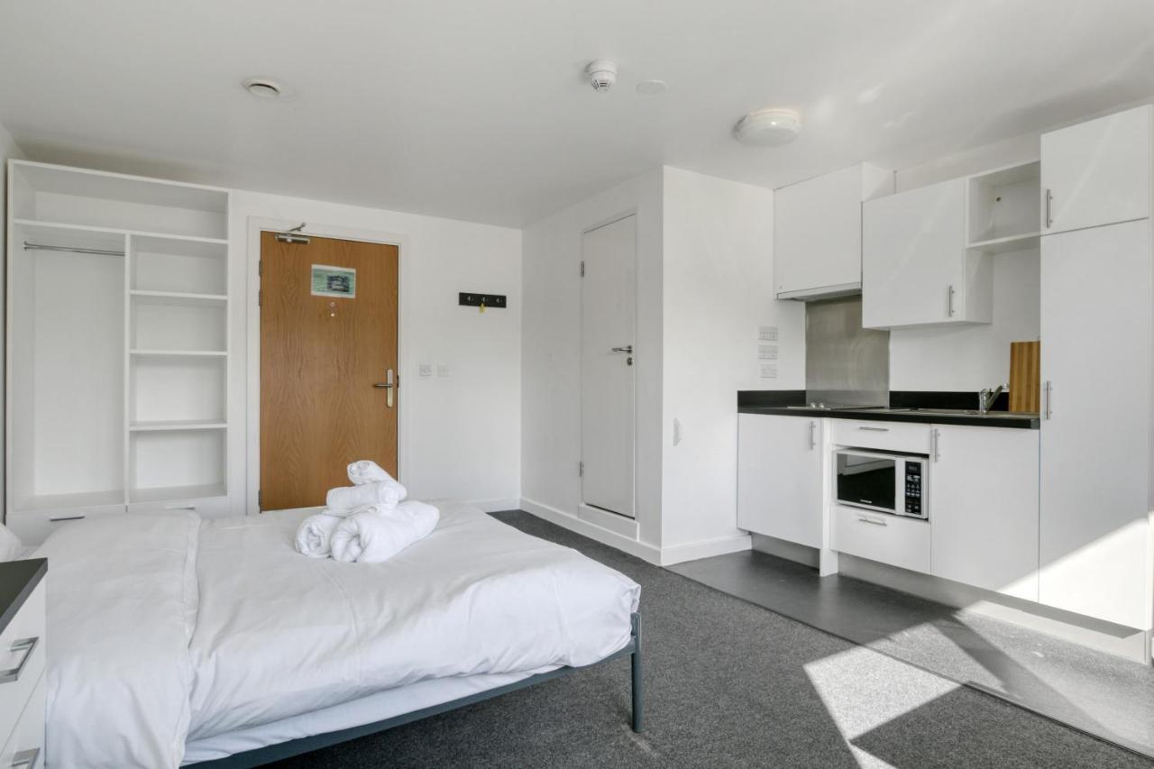 Bright & Central Studio In Luton, Sleeps 2 루턴 외부 사진